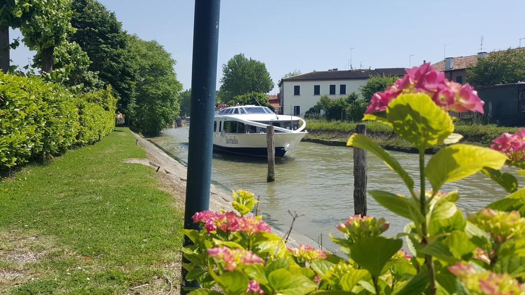 Locanda Il Burchiello โอเรียโก ดิ มิรา ภายนอก รูปภาพ