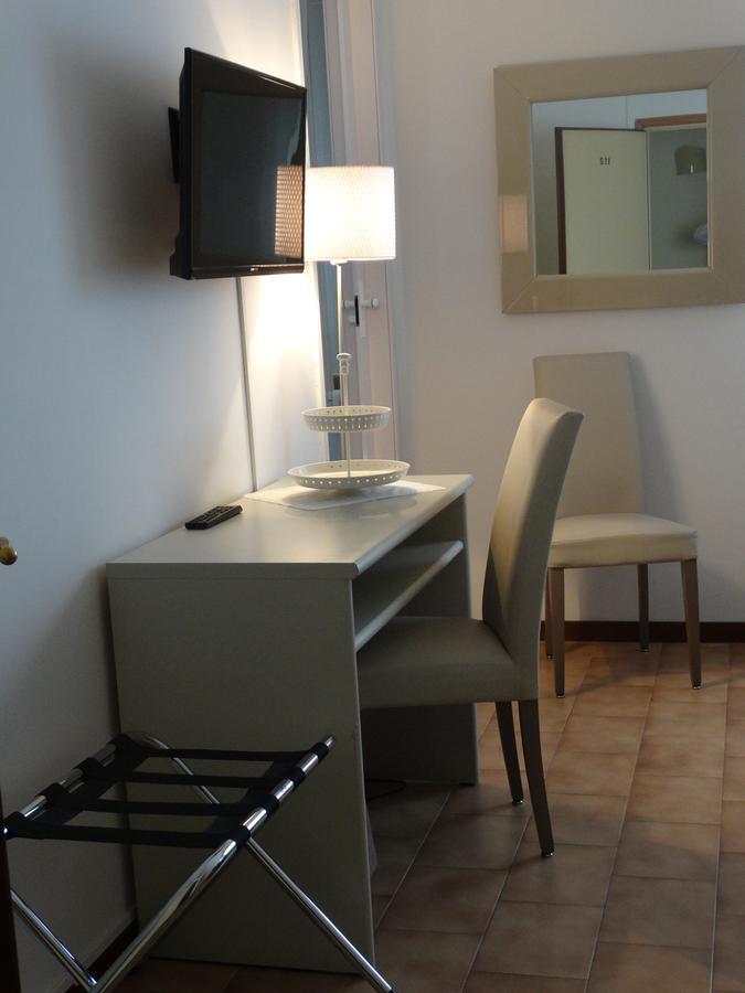 Locanda Il Burchiello โอเรียโก ดิ มิรา ภายนอก รูปภาพ